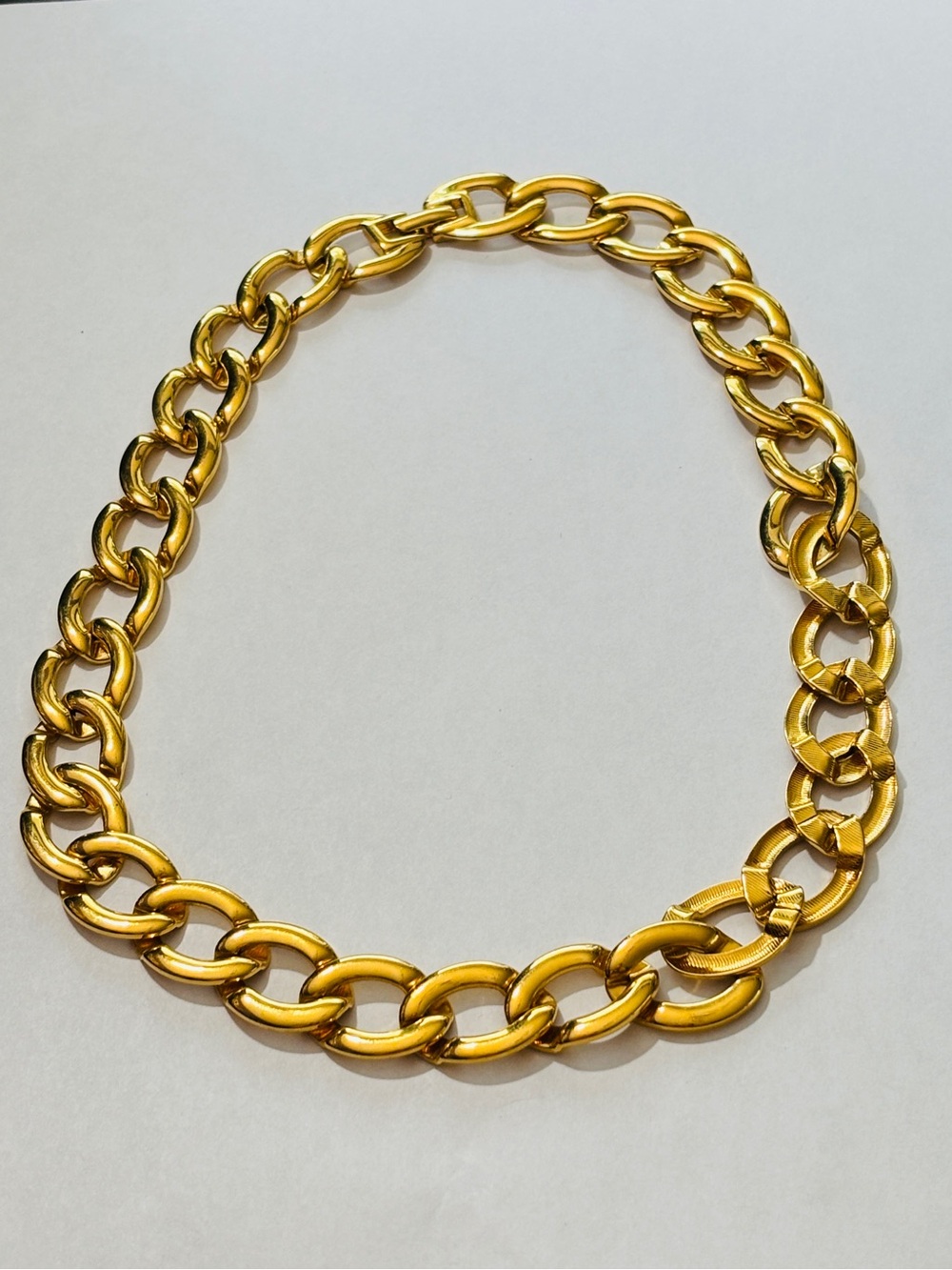 Monet Vintage Signed Chunky Gold Tone Chain Necklace Statement Collar 17”